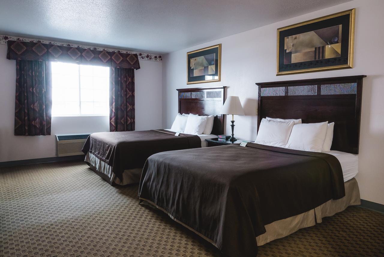 Cobblestone Inn & Suites - Platteville Dış mekan fotoğraf