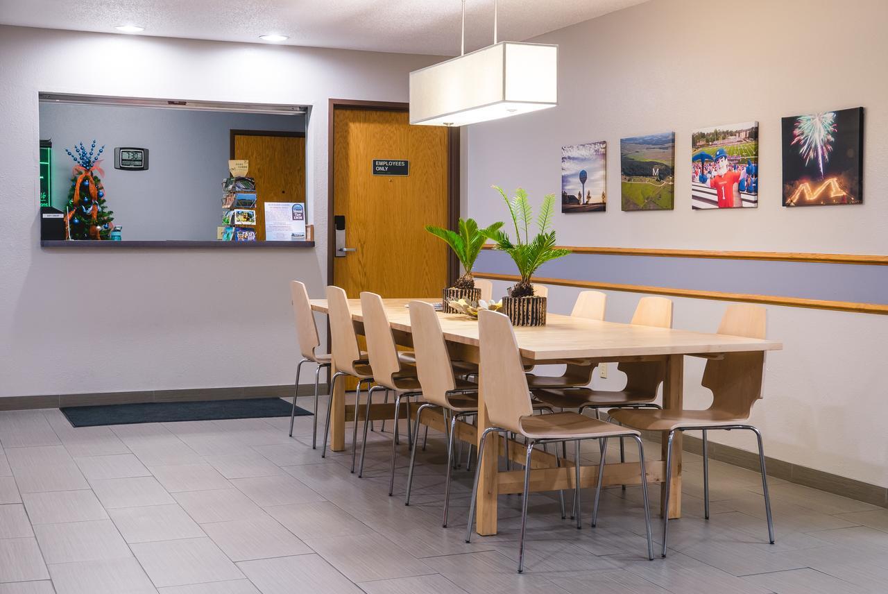 Cobblestone Inn & Suites - Platteville Dış mekan fotoğraf