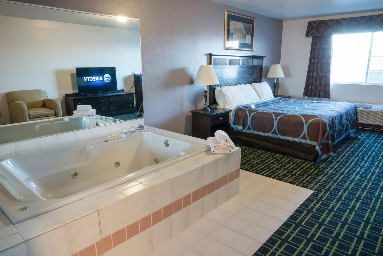 Cobblestone Inn & Suites - Platteville Dış mekan fotoğraf