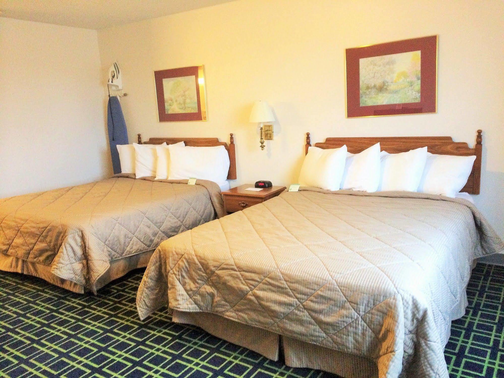 Cobblestone Inn & Suites - Platteville Dış mekan fotoğraf